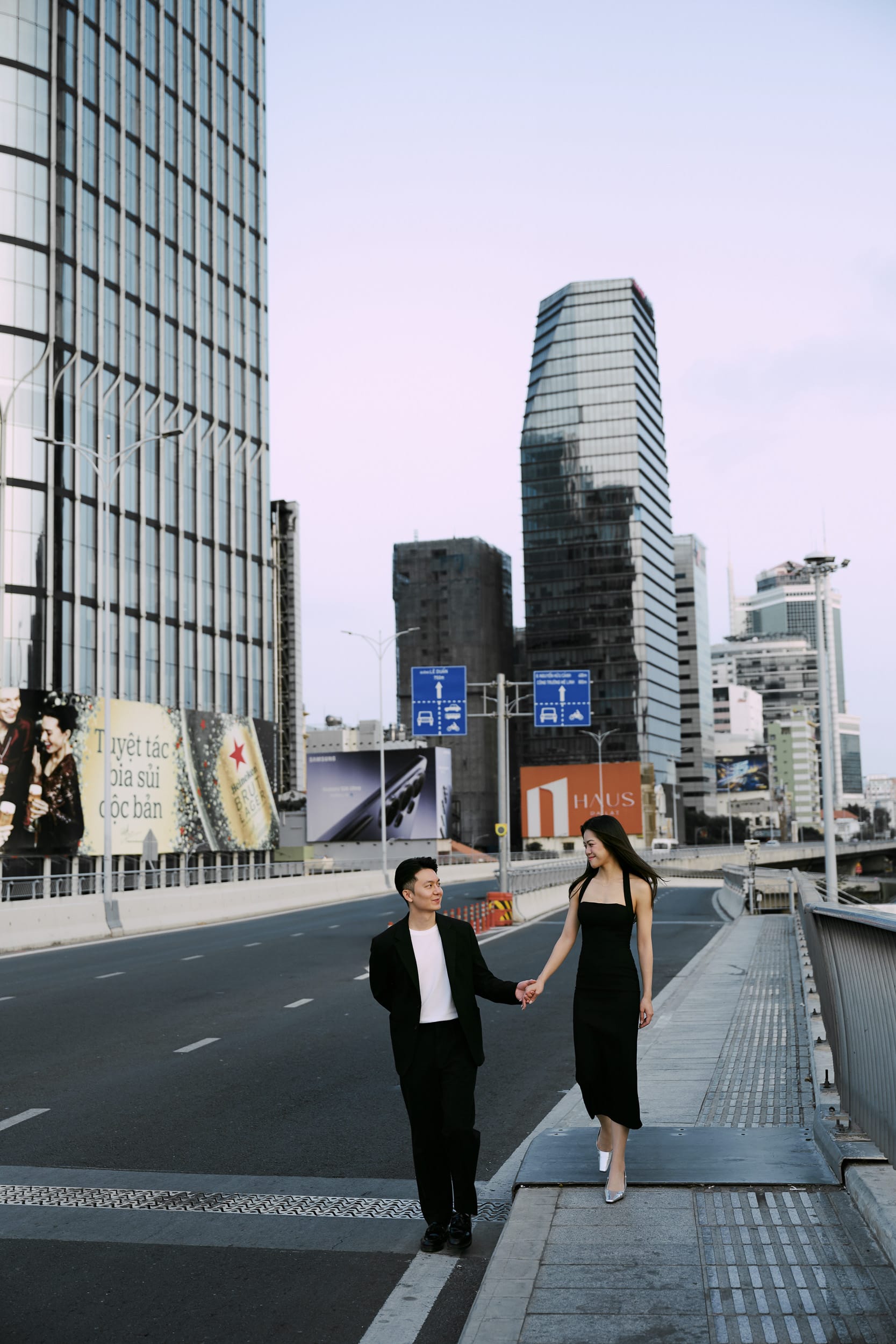 The City Yen & Van