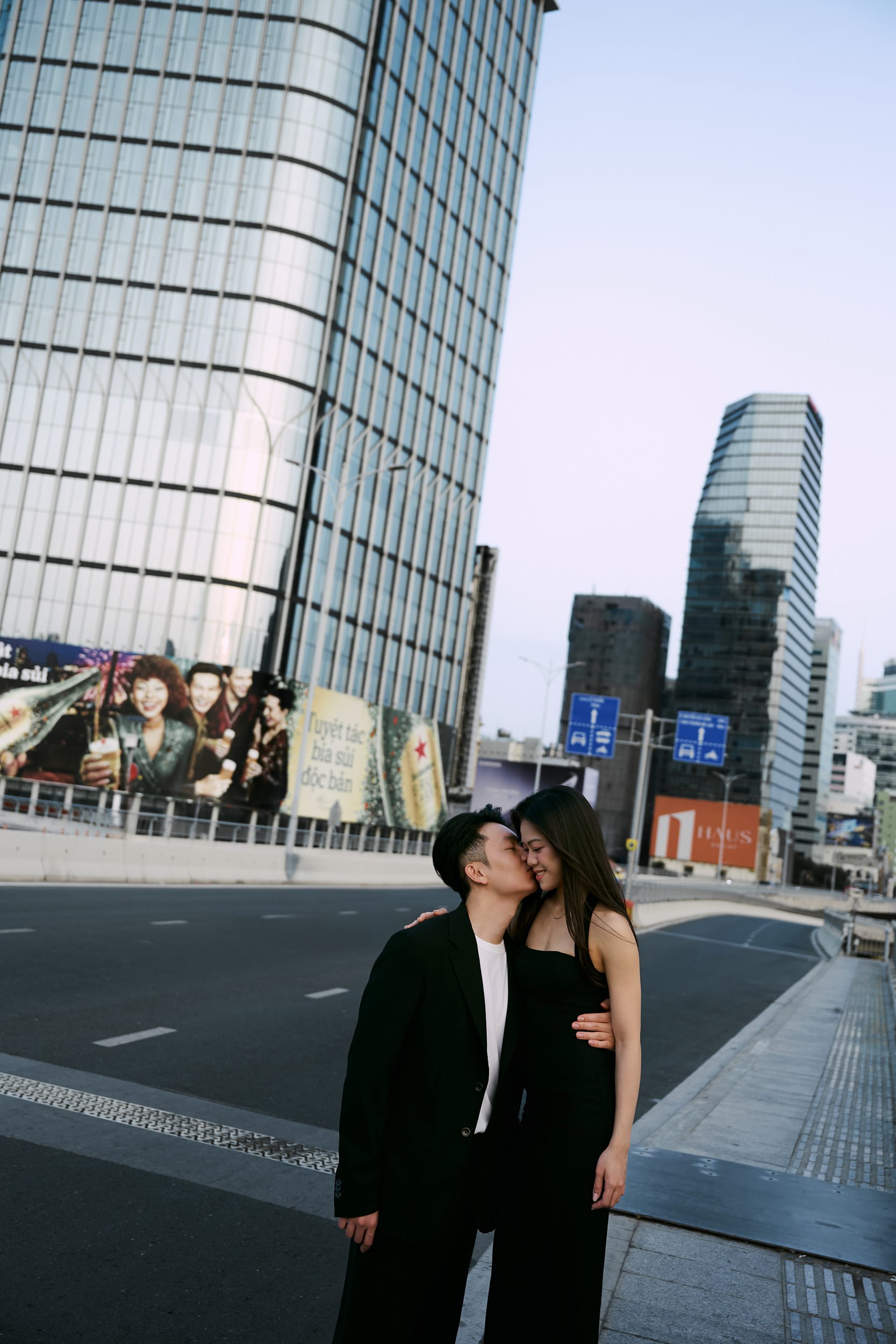 The City Yen & Van
