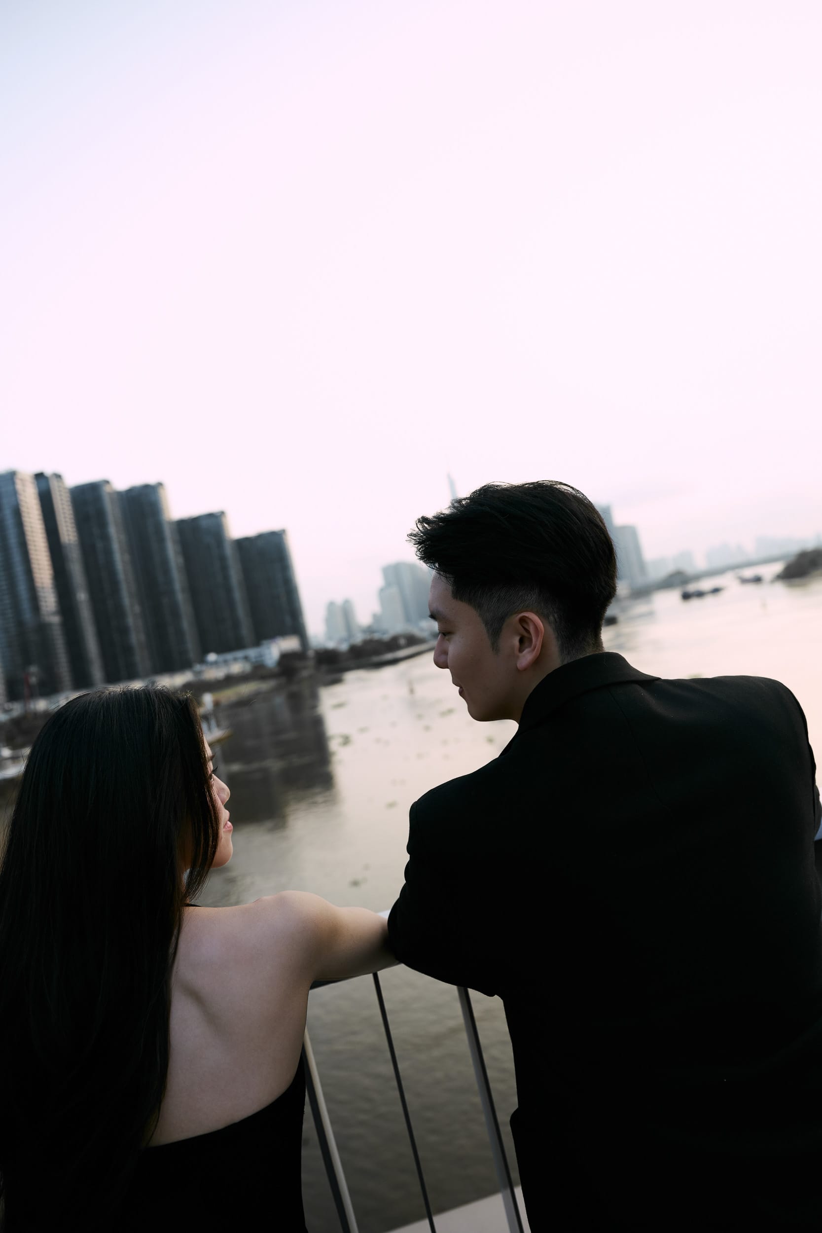 The City Yen & Van