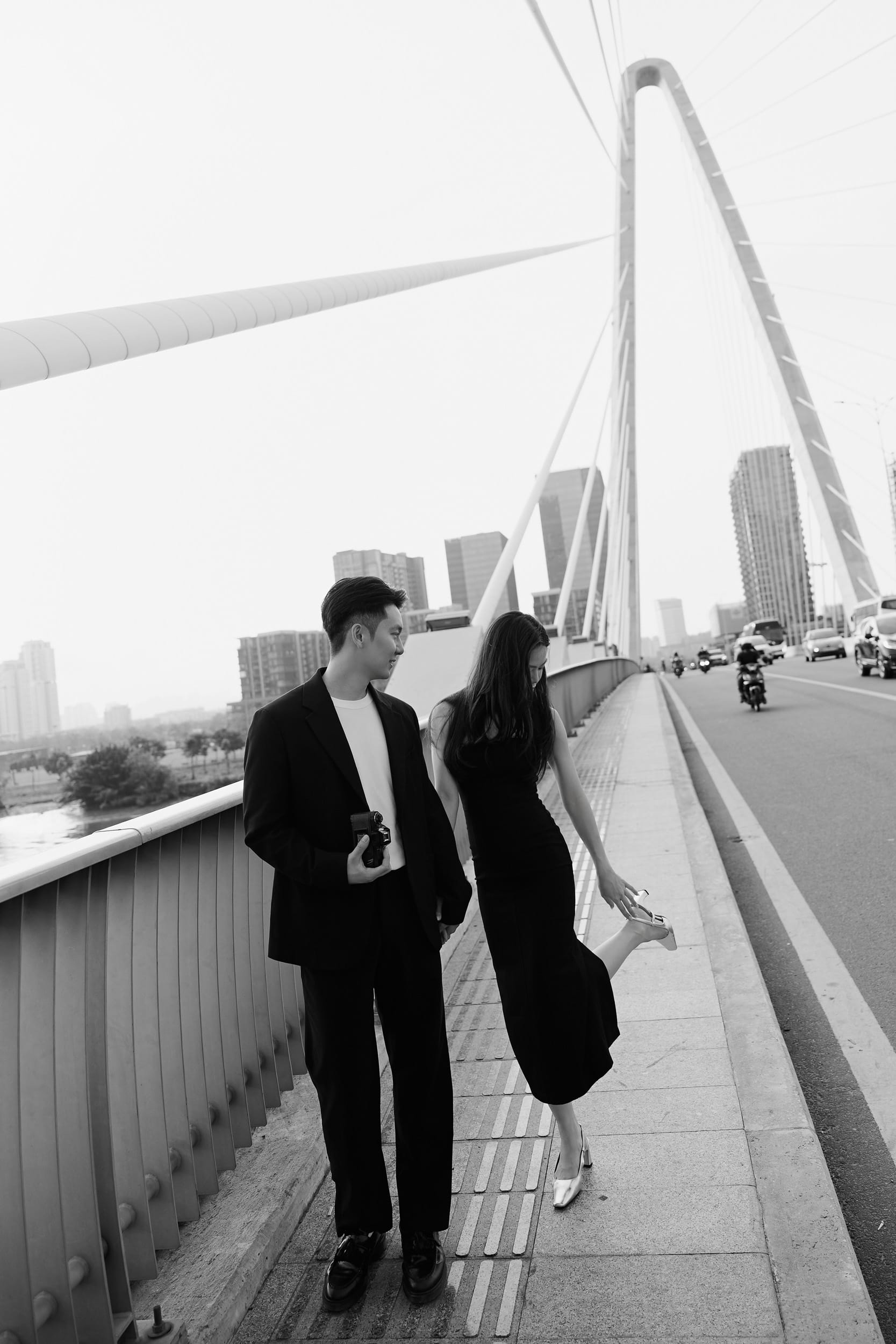 The City Yen & Van