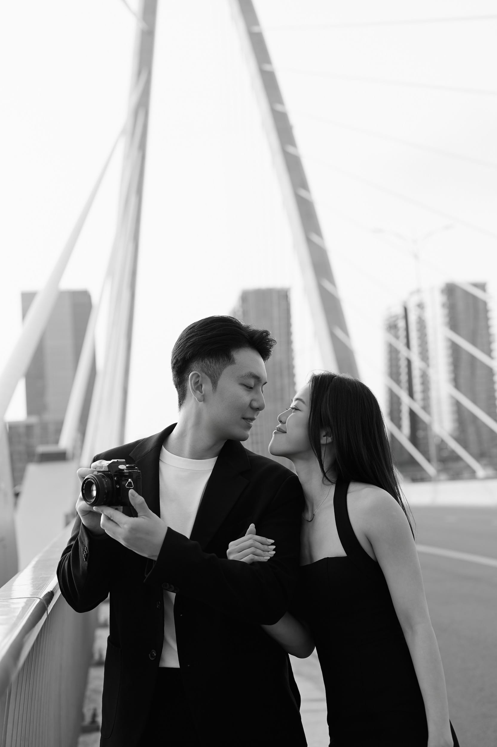 The City Yen & Van