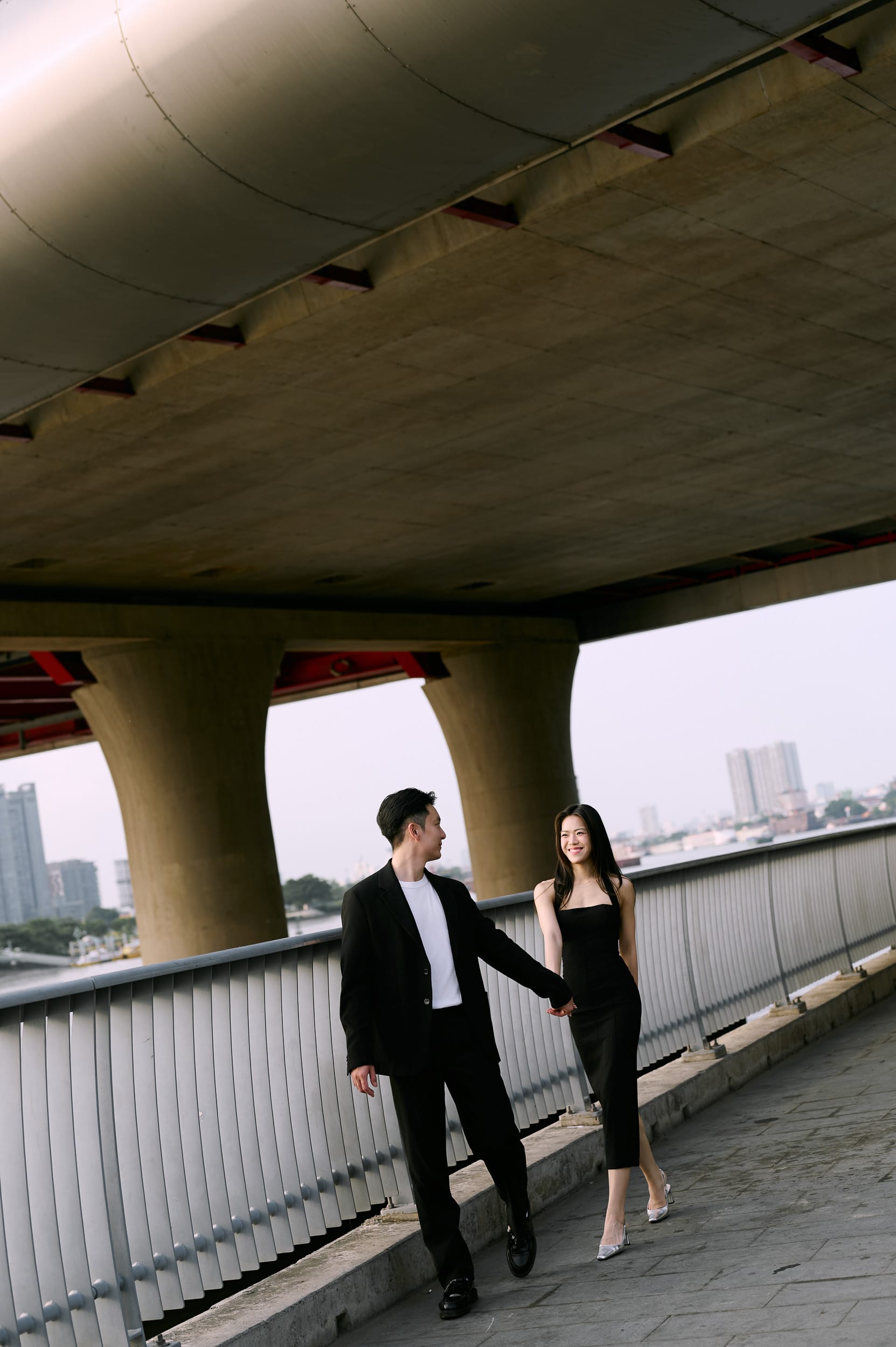 The City Yen & Van